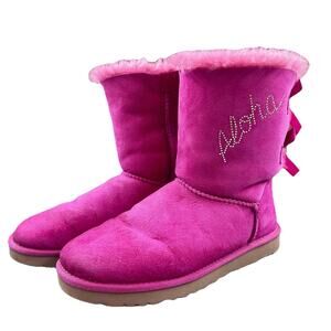 Women's Ugg Bailey Bow Short Boots Size 8 Suede Vibrant Pink Aloha